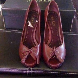 Lauren Ralph Lauren Leather Peep Toe Heels Size 8
